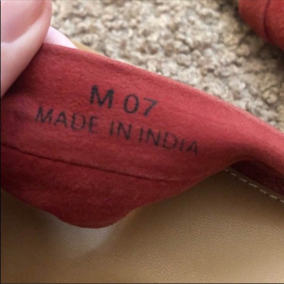 Red Rebels Sandals - Picture 4 of 4